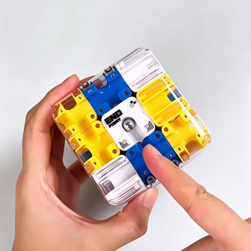 Novelty 3D Rolling Ball Maze C - Brain Teaser Cube 评论和价格